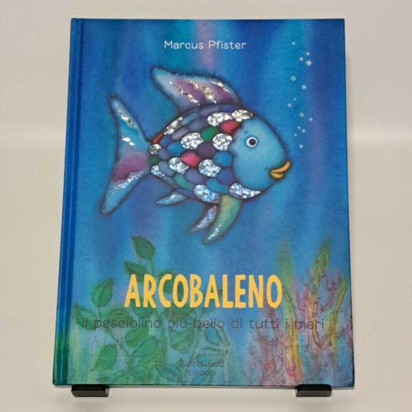 Arcobaleno, il pesciolino più bello di tutti i mari