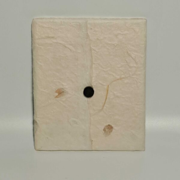 Cornicetta bianca con magnete - immagine 4